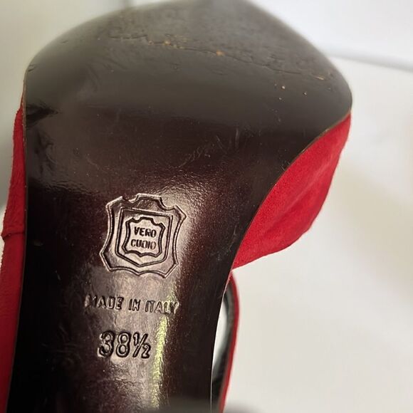 Giovanni Monte Red Suede Heels Size 38.5 - Picture 9 of 13